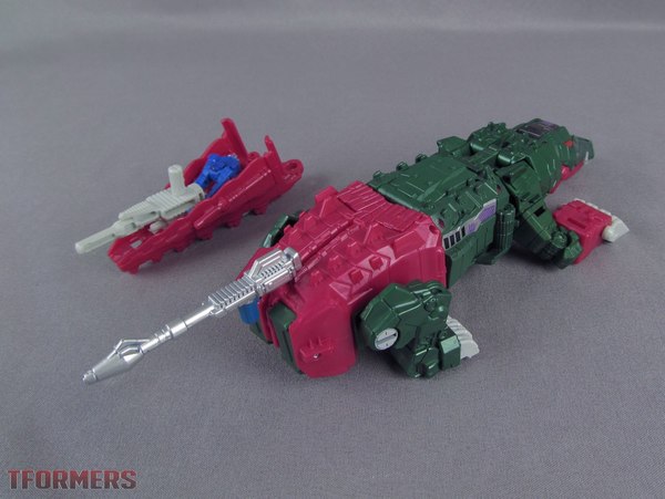 TFormers Titans Return Deluxe Skullsmasher And Grax Gallery 099 (99 of 102)